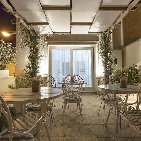La Loggia Dei Rayno Bed and Breakfast Lecce Buitenkant foto