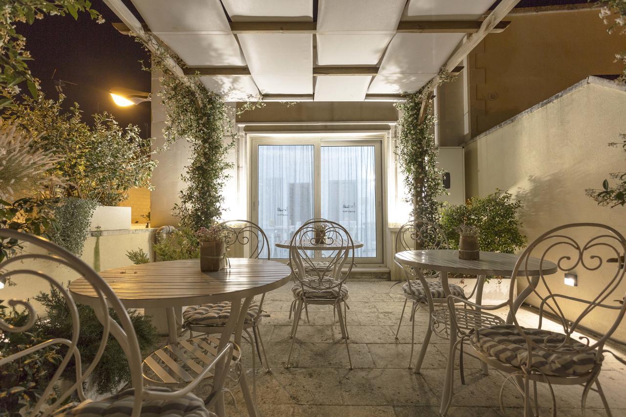 La Loggia Dei Rayno Bed and Breakfast Lecce Buitenkant foto