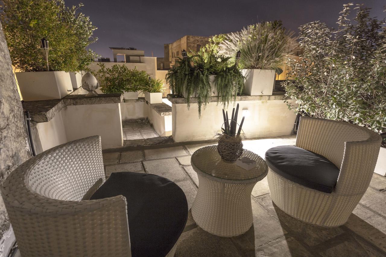 La Loggia Dei Rayno Bed and Breakfast Lecce Buitenkant foto
