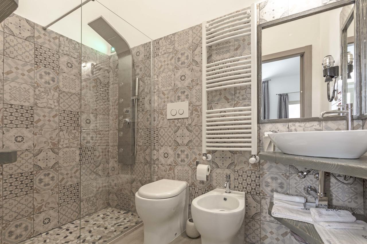 La Loggia Dei Rayno Bed and Breakfast Lecce Buitenkant foto