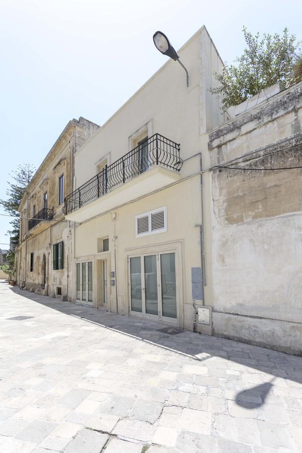 La Loggia Dei Rayno Bed and Breakfast Lecce Buitenkant foto