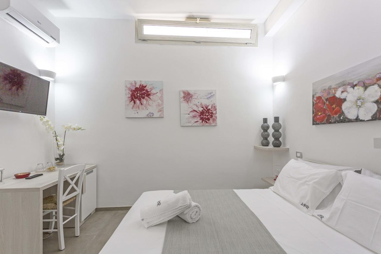 La Loggia Dei Rayno Bed and Breakfast Lecce Buitenkant foto